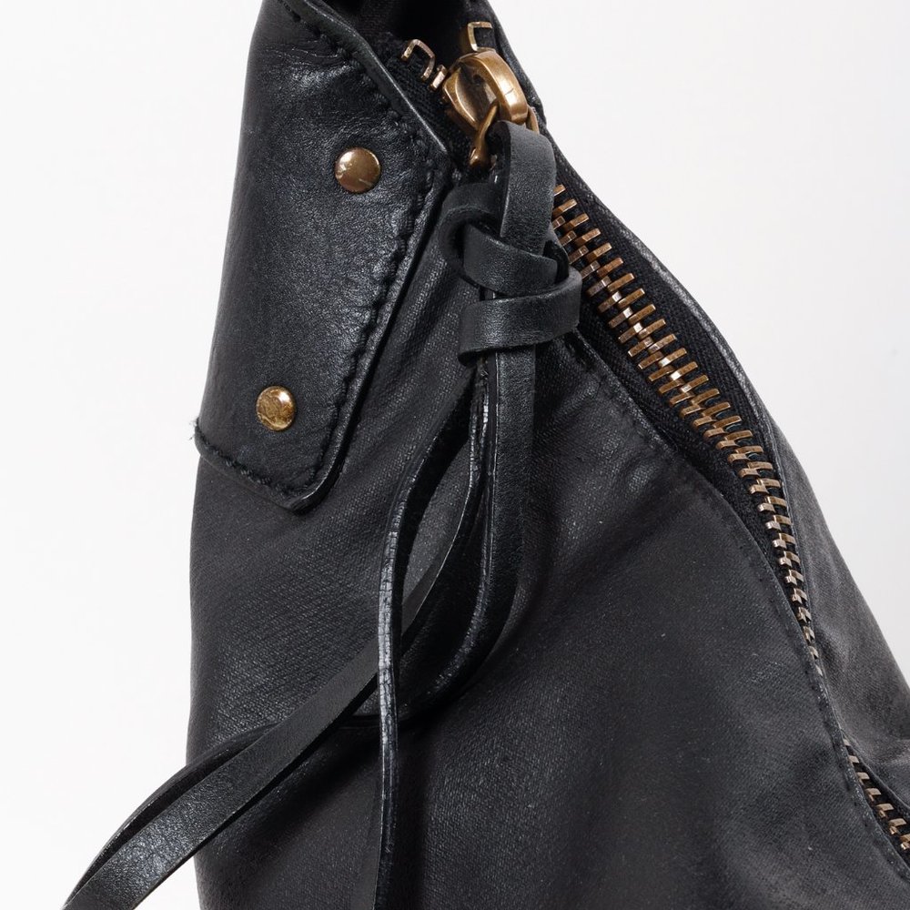 Gucci Black Half-Moon Hobo Shoulder Bag - Picture 9 of 13